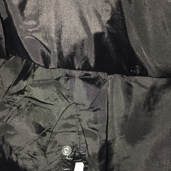 Women’s (Juniors) Limited Leather Skirt - Picture 3 of 7